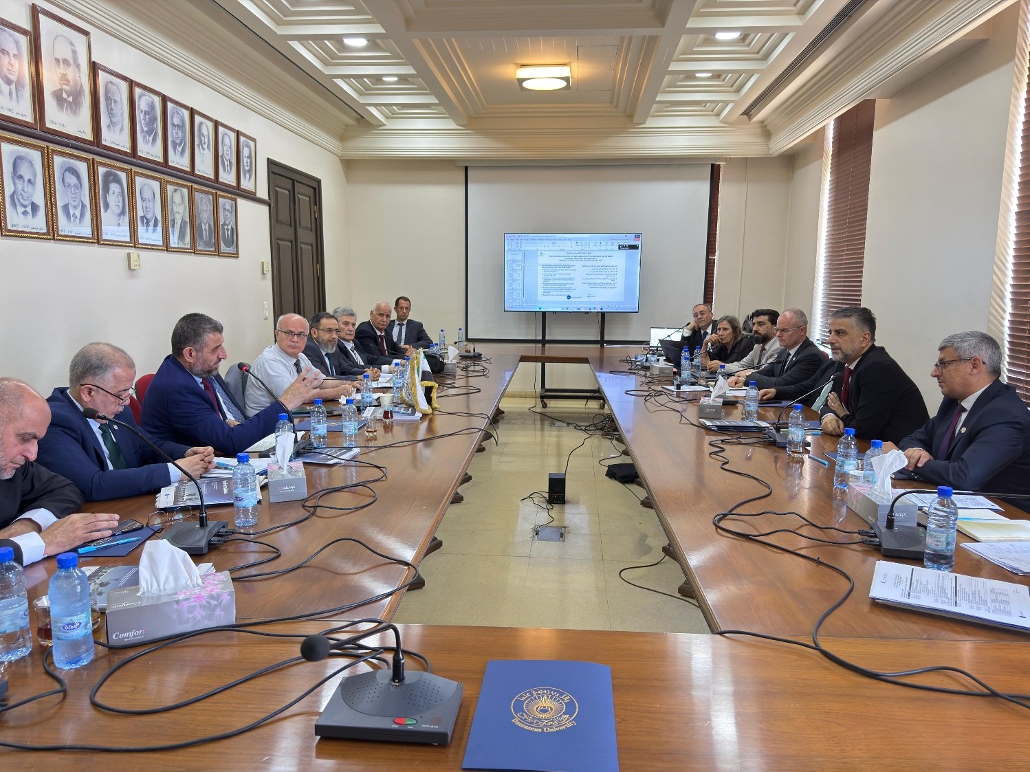 Roundtable discussion at Damascus University